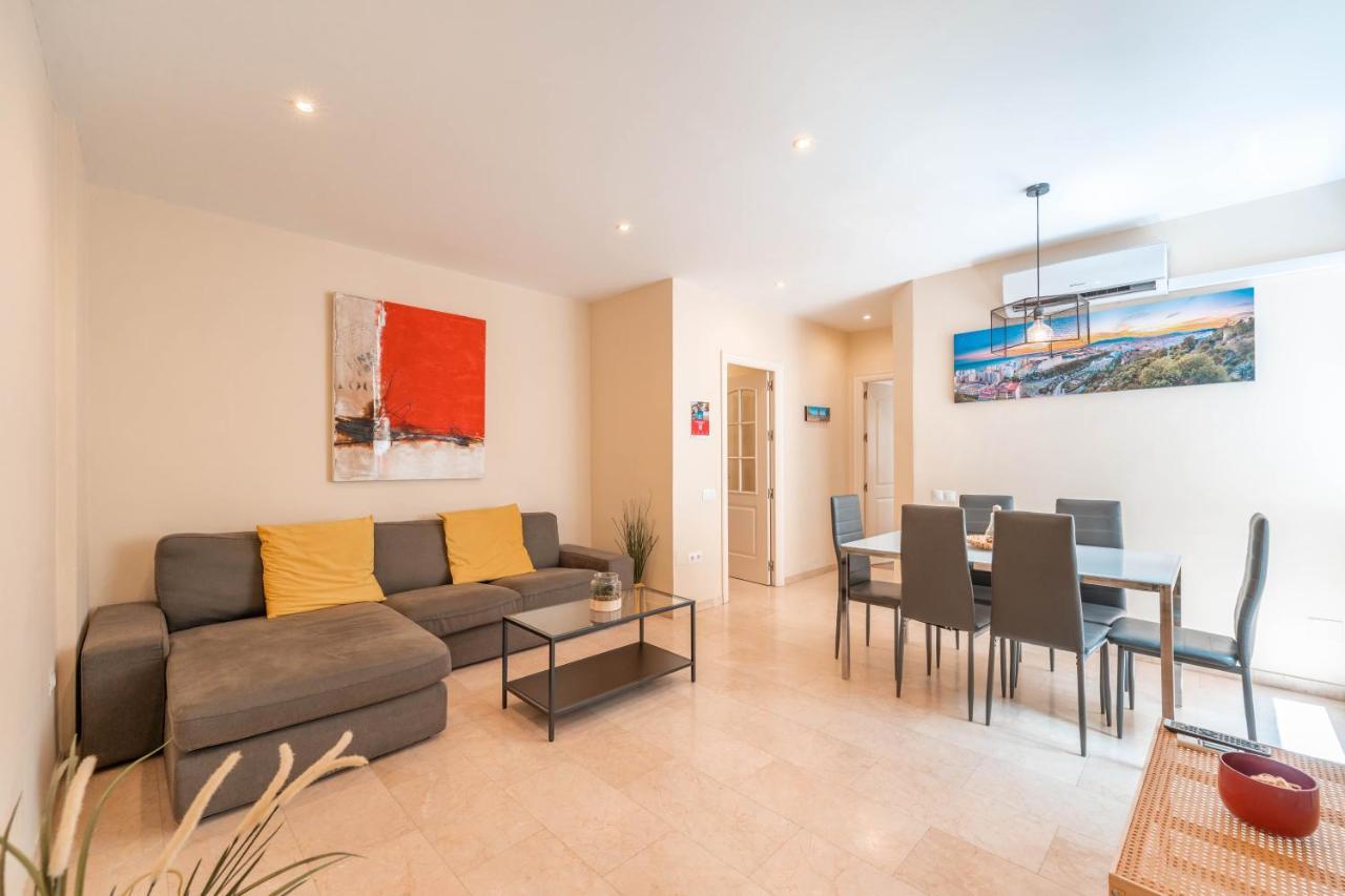 Gran Apartamento De 3 Habitaciones Junto A La Catedral Малага Екстер'єр фото