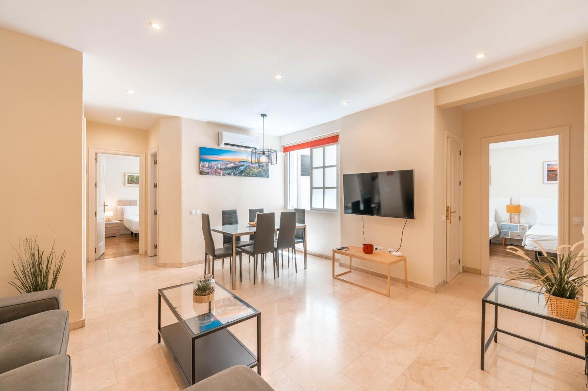 Gran Apartamento De 3 Habitaciones Junto A La Catedral Малага Екстер'єр фото