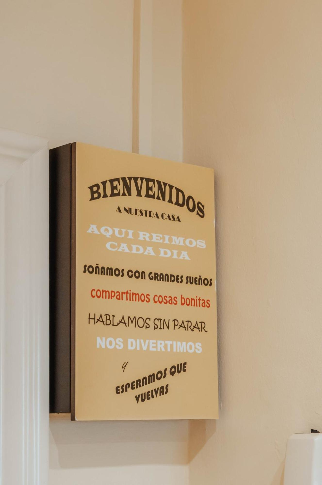 Gran Apartamento De 3 Habitaciones Junto A La Catedral Малага Екстер'єр фото