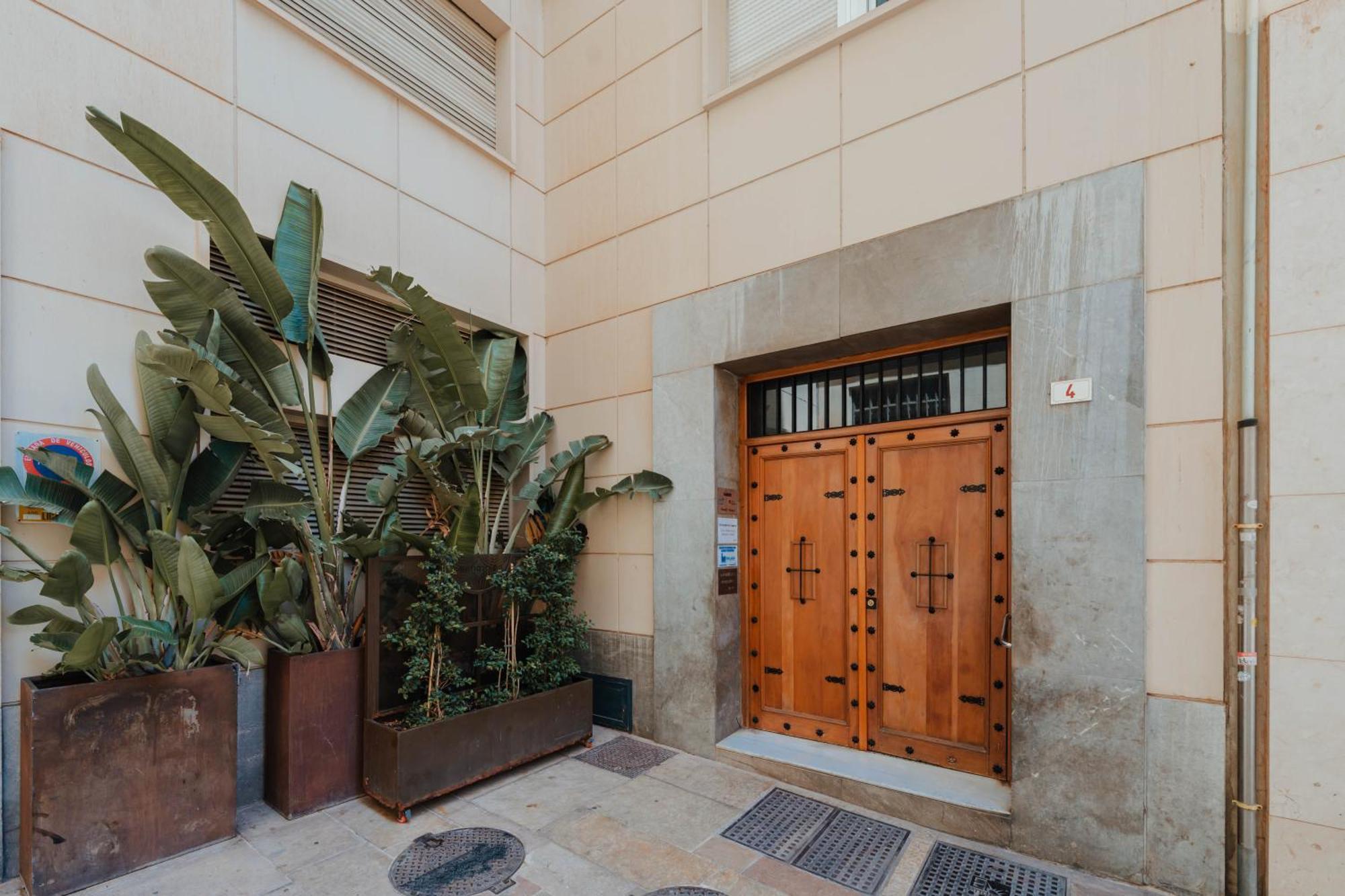 Gran Apartamento De 3 Habitaciones Junto A La Catedral Малага Екстер'єр фото